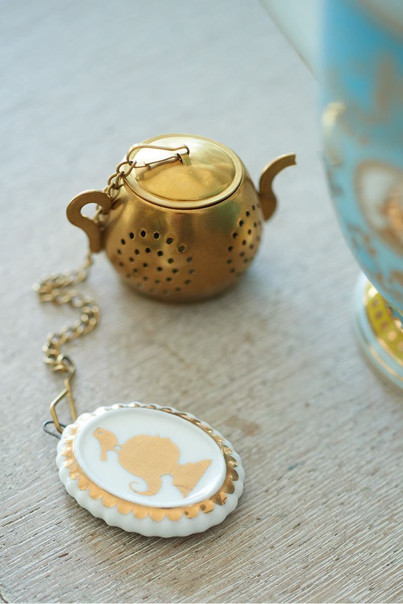Tea Infuser Medaillon Royal White