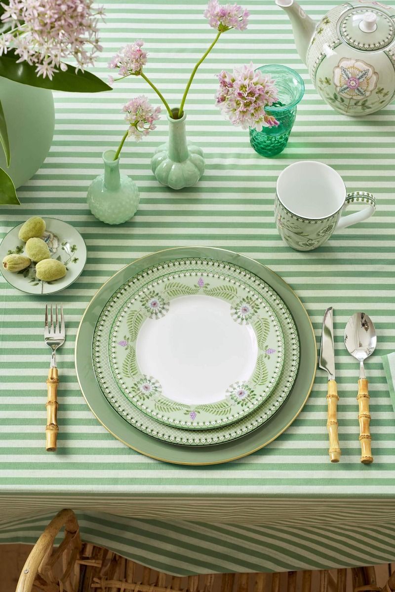 Plate Lily&Lotus Light Green 23cm