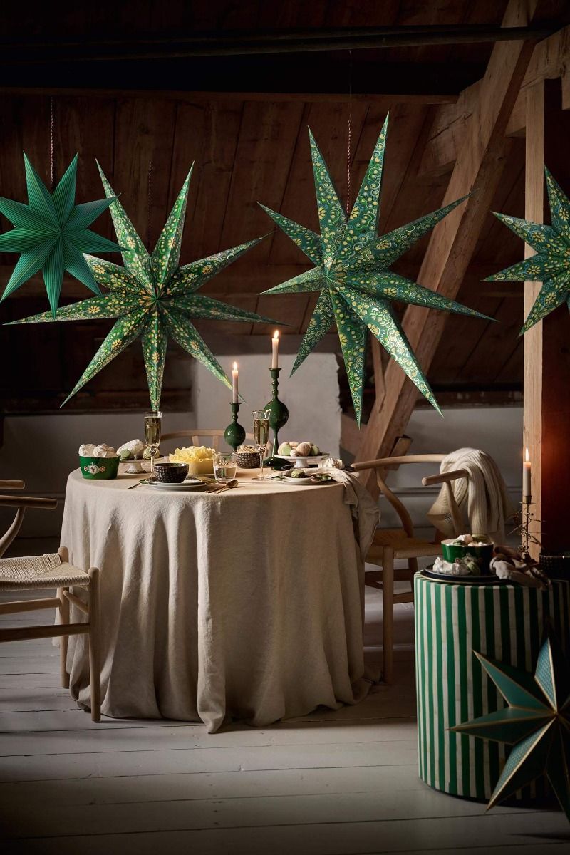 Christmas Star Paper Stripes Dark Green 60cm