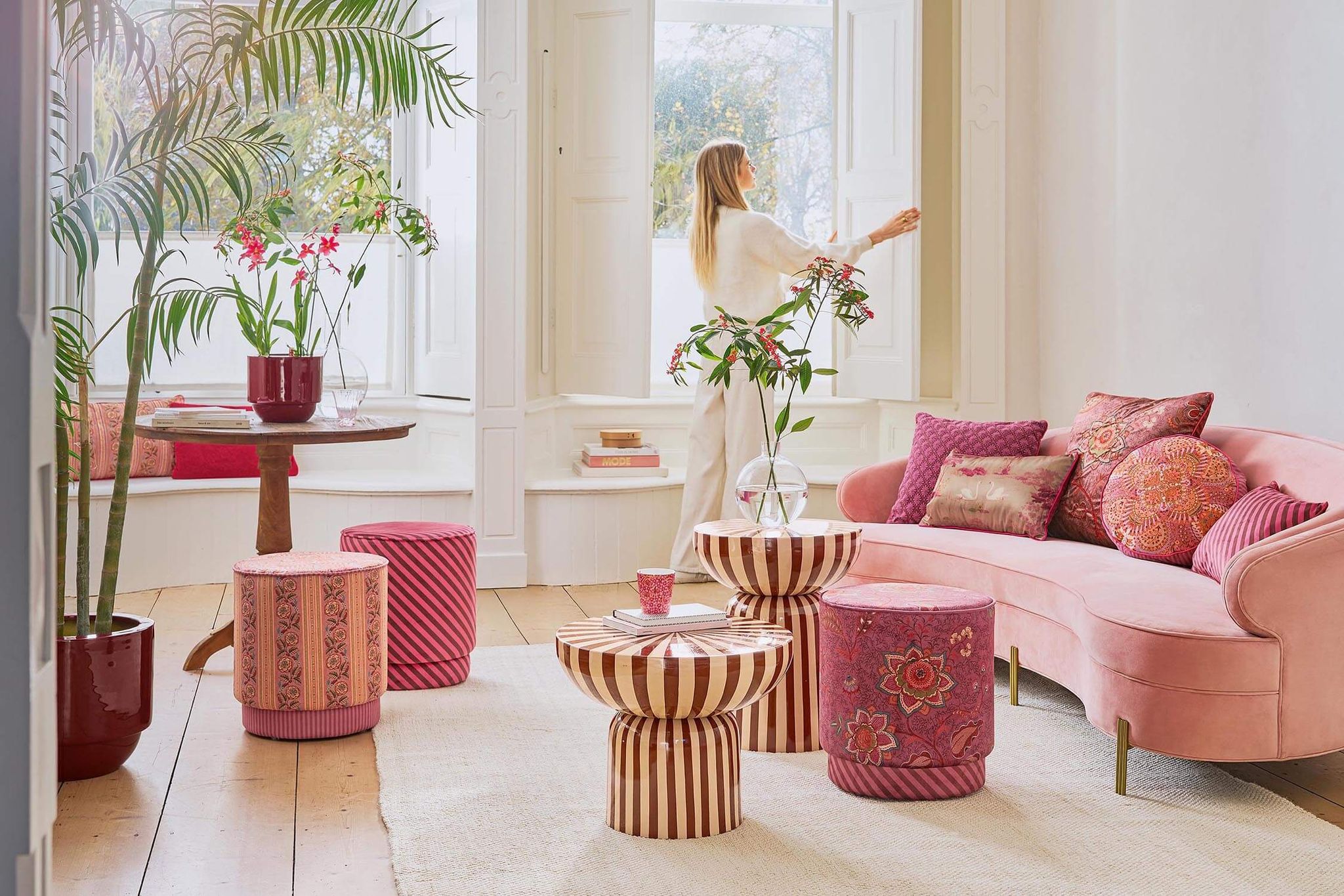 Flower Pot Pink 32cm