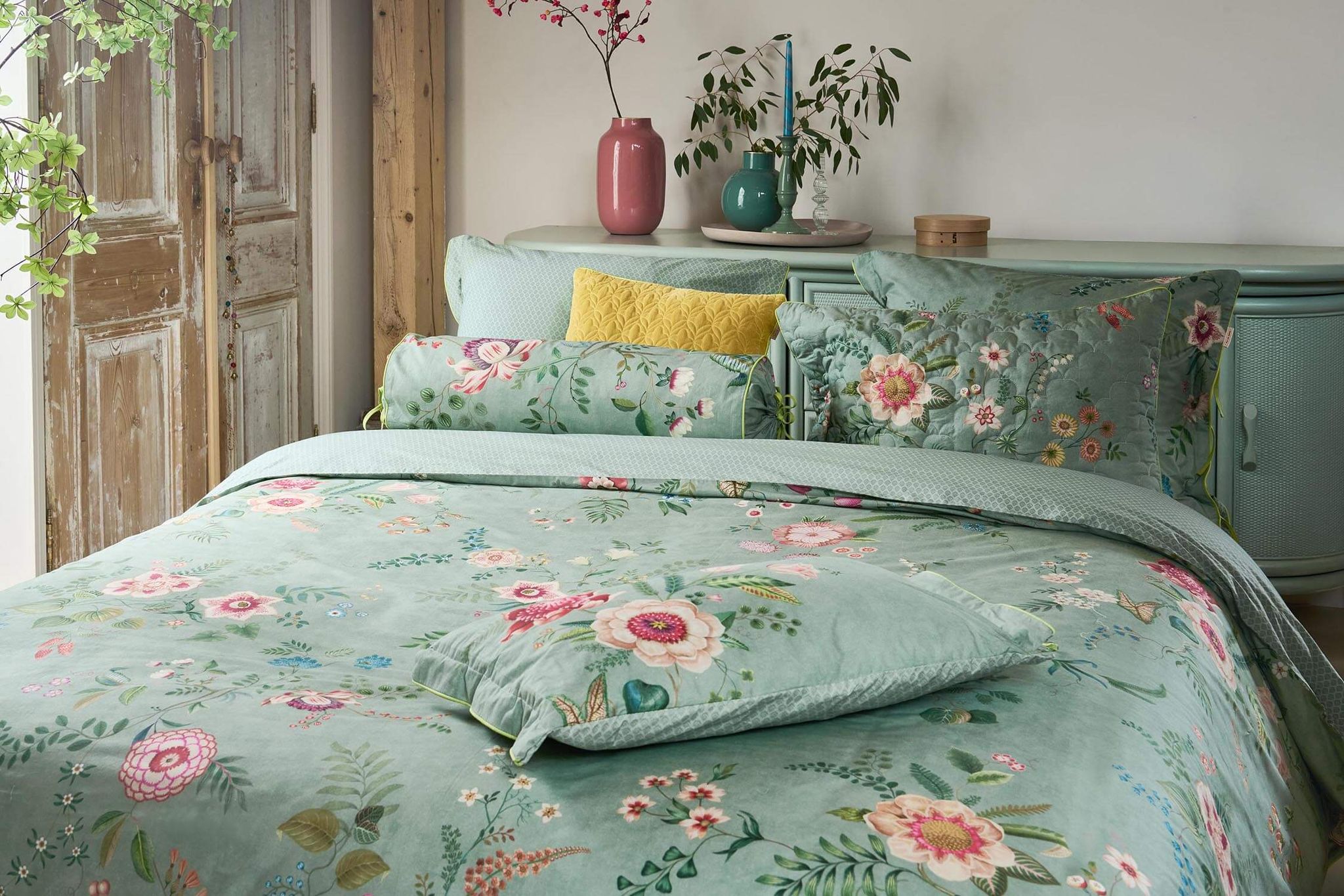 Cushion Quilted Everbloom Green