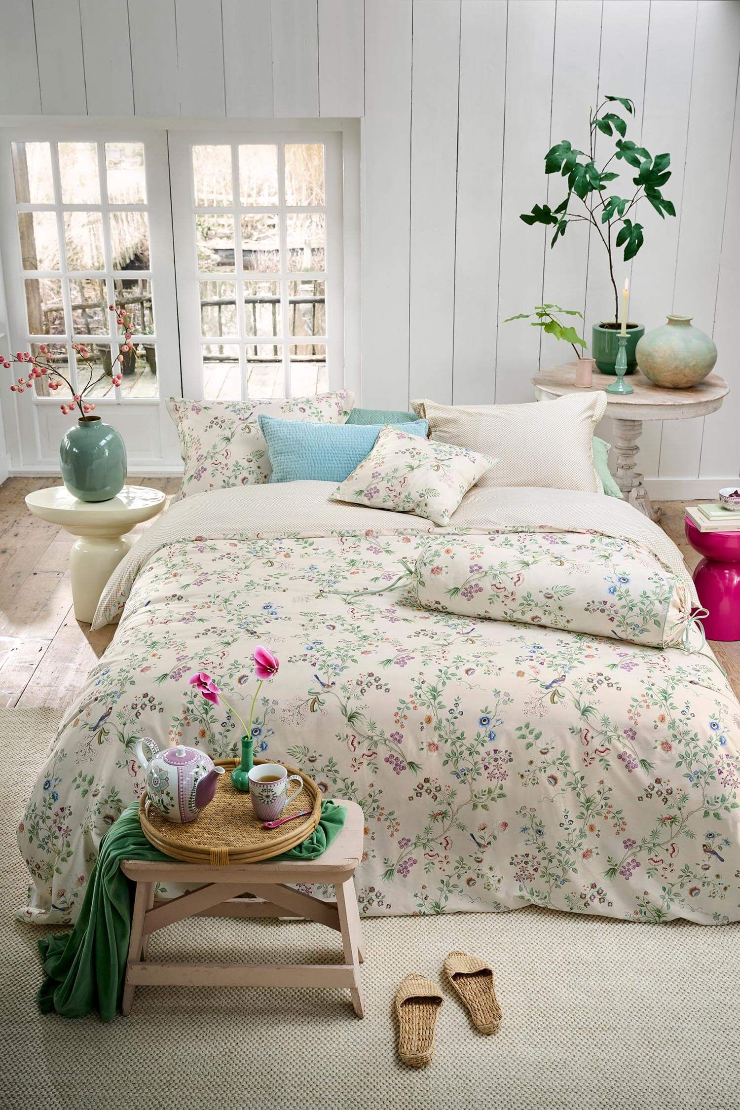 Duvet Cover Set Lotus Lullaby Off-white