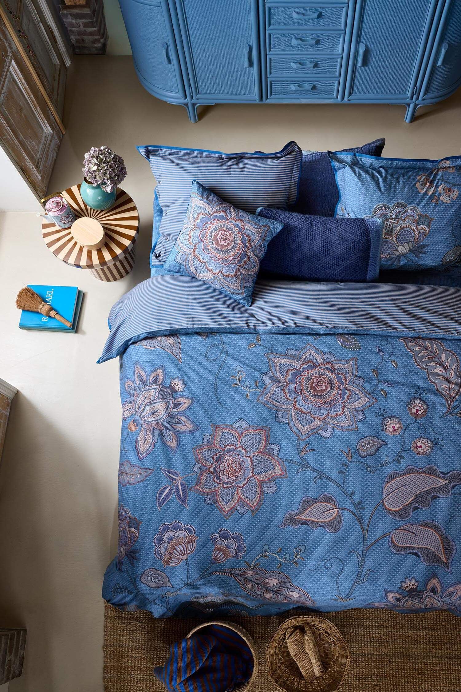 Cushion Mumbai Night Blue
