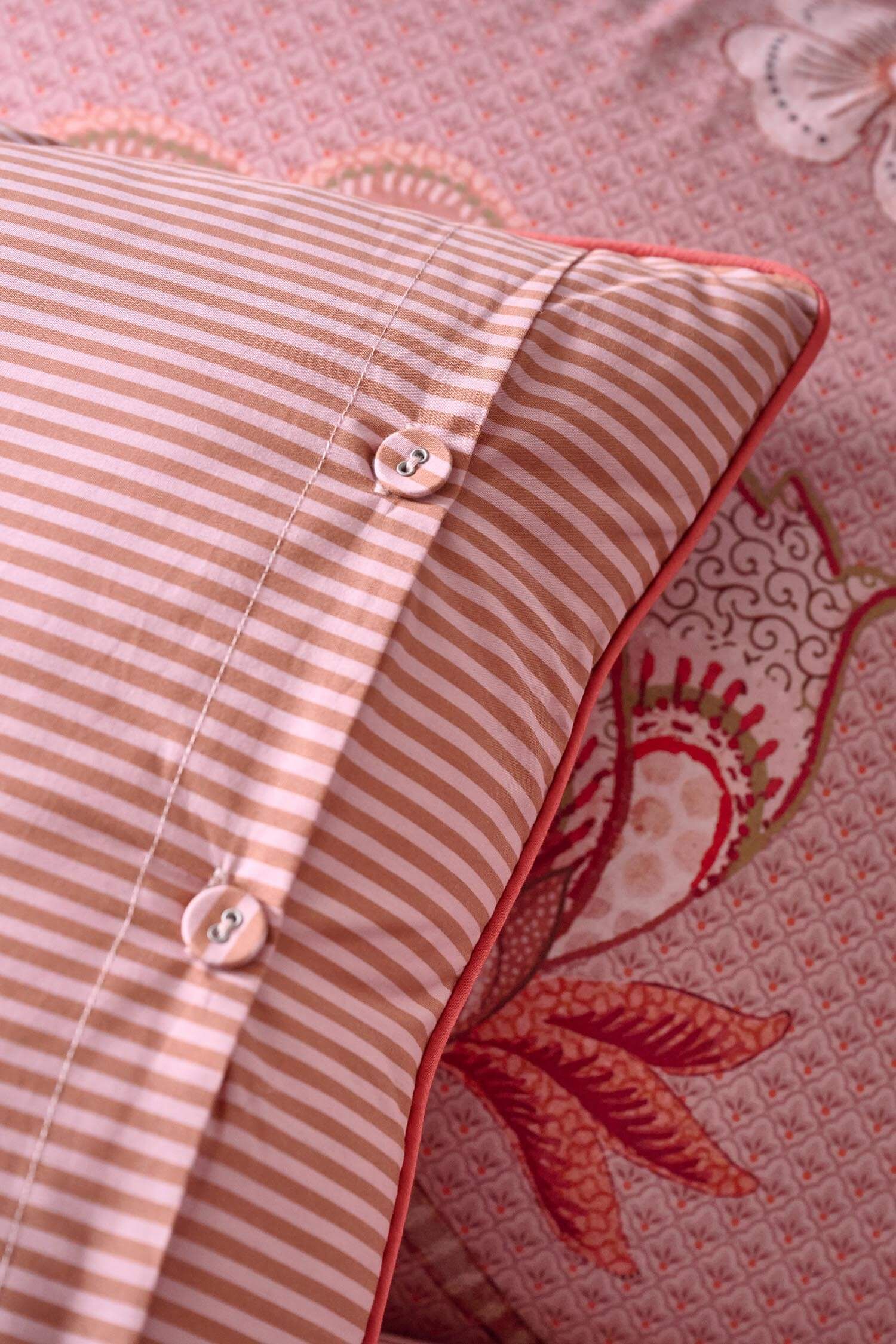 Cushion Mumbai Night Pink