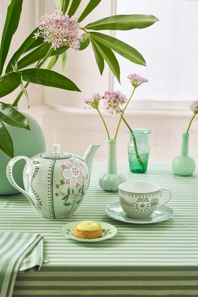 Cup and Saucer Lily&Lotus Tiles Light Green