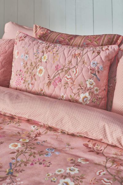 Cushion Quilted Lotus Lullaby Pink