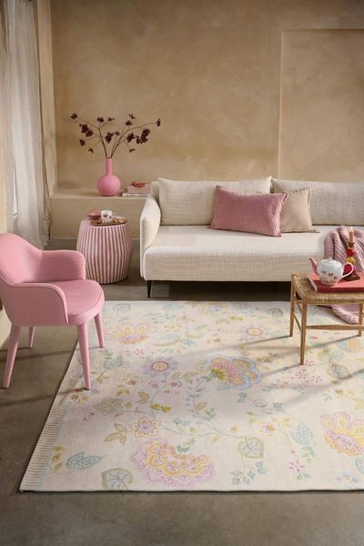 Carpet Buenas Tardes by Pip Off-white